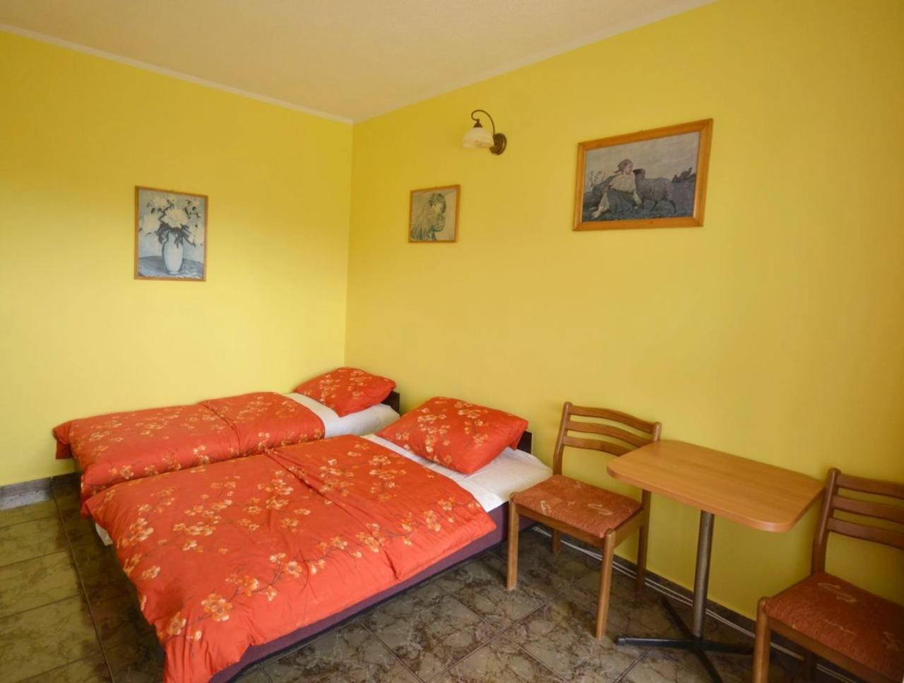 Kwatery Helena Mielno Pokoje Goscinne Chambre photo