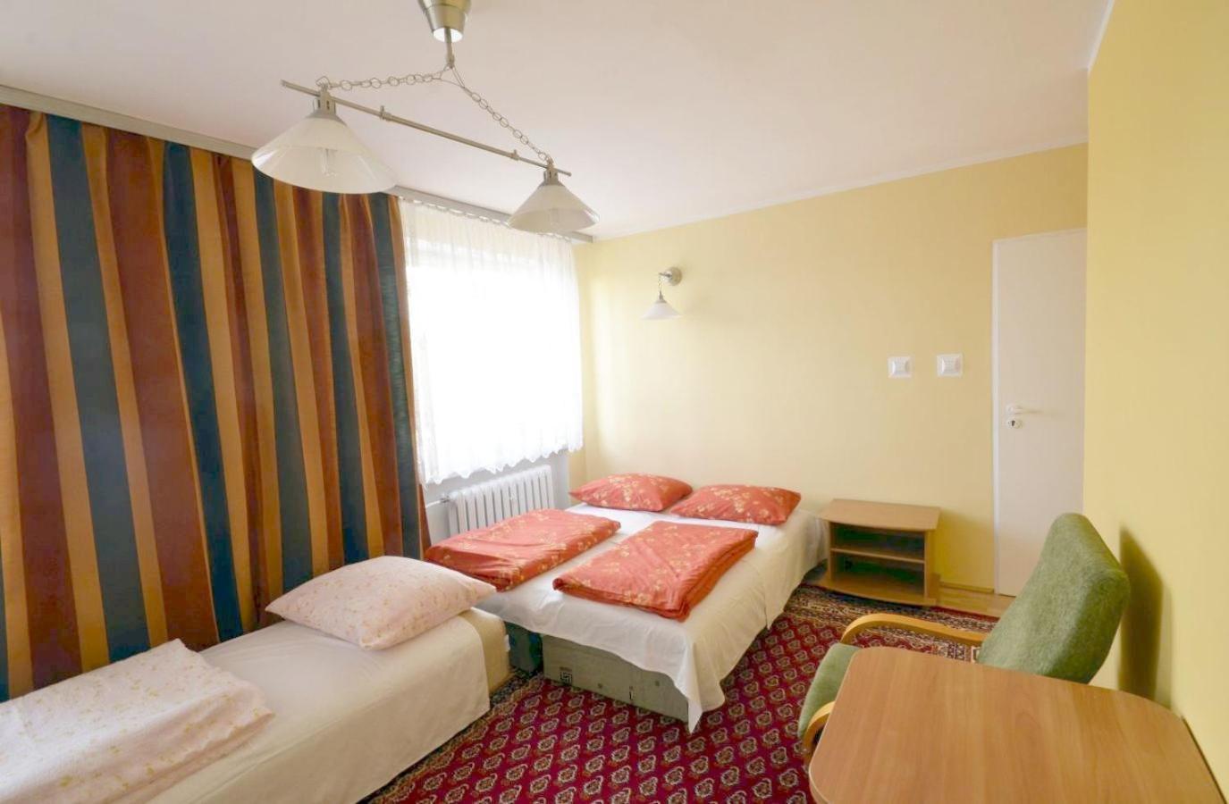 Kwatery Helena Mielno Pokoje Goscinne Chambre photo